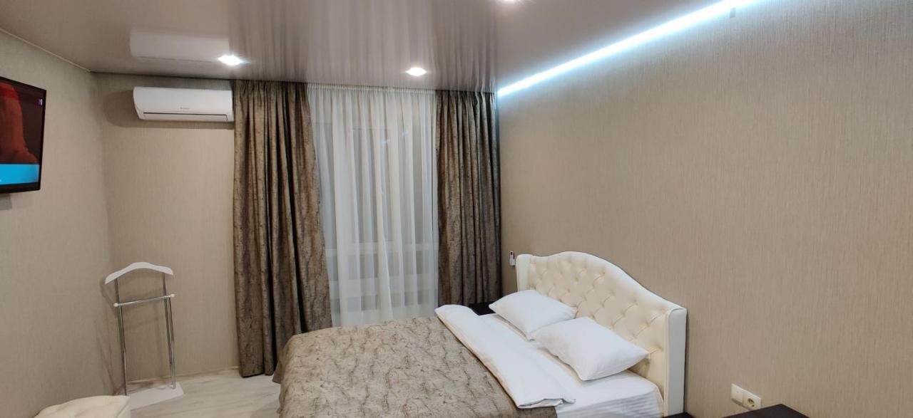 Luxury Apartments Atlant Lutsk Exterior photo